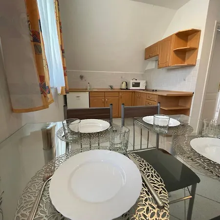 Zamor 10 Apartmant *