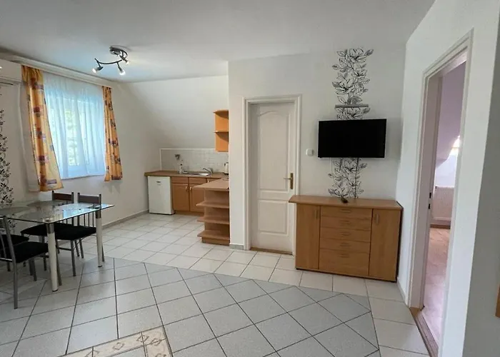 Zamor 10 Apartmant Apartment *