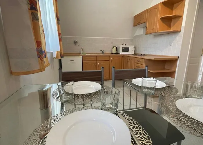 Zamor 10 Apartmant *